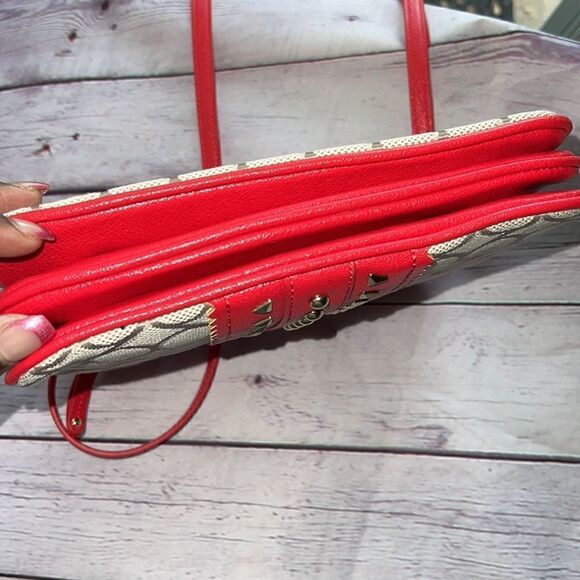 NINE WEST CROSSBODY PURSE - Picture 4 of 6